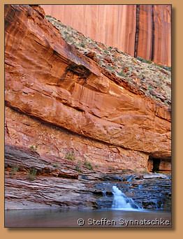 Coyote Gulch - Grand Staircase